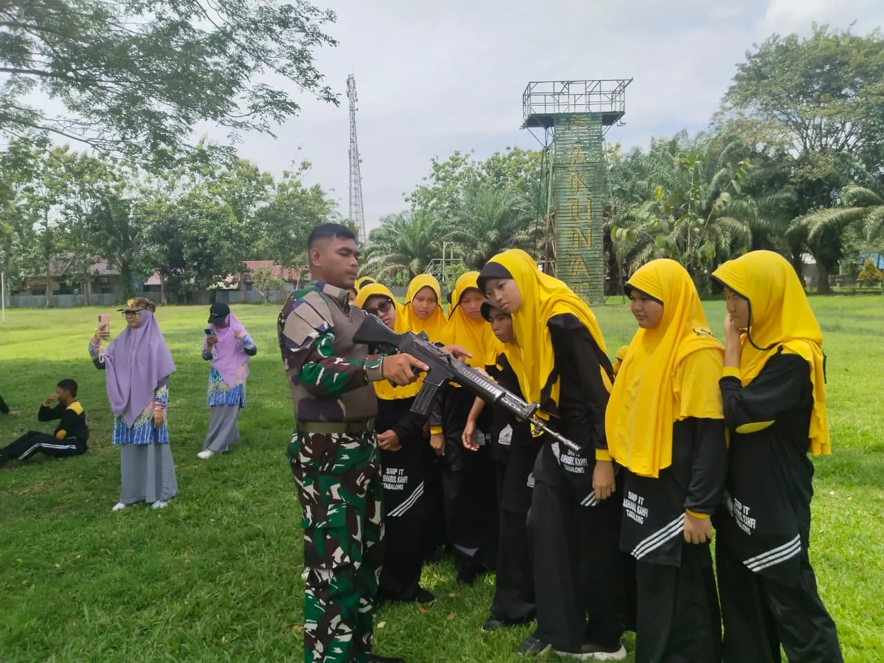 Kunjungan Edukatif SMPIT Ashabul Kahfi Tabalong